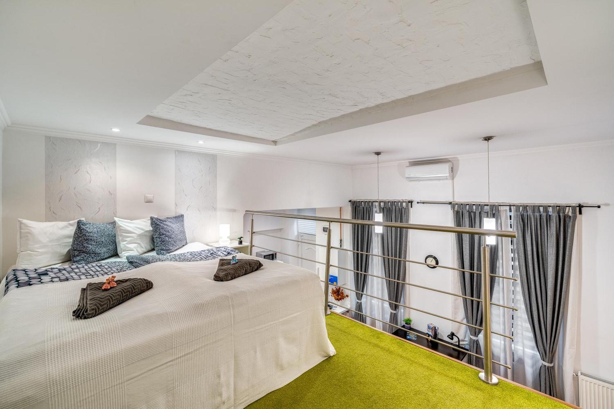 Sweet Dreams At Oktogon Downtown Apartment Budapest Exterior photo
